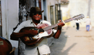 Bản đồ-Cuba-baker-christopher-p-guitar-playing-troubador-trinidad-sancti-spiritus-cuba.jpg