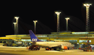 Bản đồ-Sân bay Malmö-Sturup_Airport_by_night.jpg