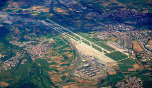 Mapa-Aeropuerto de Stuttgart-1200px-Luftbild_EDDS_edit.jpg