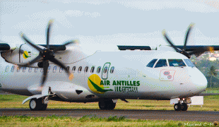 Mapa-Port lotniczy Martynika-ATR_42_of_Air_Antilles_Express_at_Martinique_Aim%C3%A9_C%C3%A9saire_International_Airport.jpg